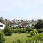 Lindenhof 19 *